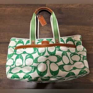 ✨FINAL PRICE✨ Vintage Coach- Green White Brown Leather Trim- C Scribble Logo